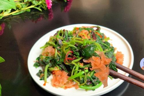 瓜女吃搅团,一场味蕾的盛宴