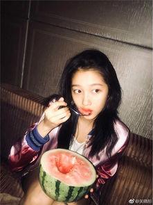 半夜微博吃瓜,揭秘娱乐圈最新热点事件