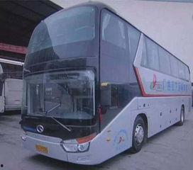 大巴车吃瓜,大巴车上的“吃瓜”奇遇记